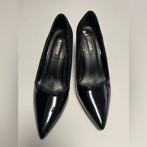 Studio F Women’s Sz 6.5 Black Pointed Toe Pumps Heel Shoes